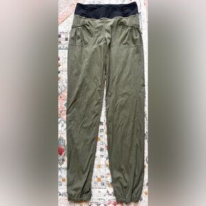 prAna Mantra Joggers - Olive Green (Estimated Size M / 8-10)